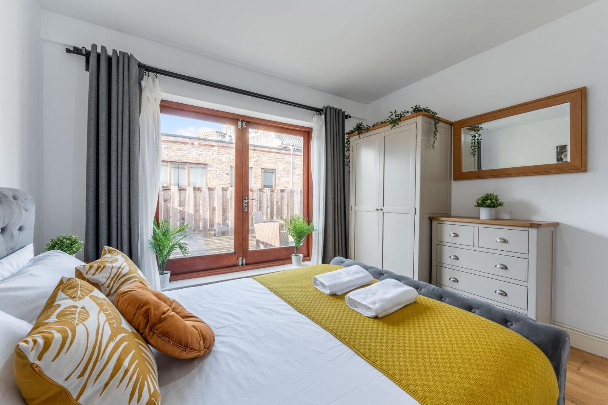 London Waterloo Apartment With Large Private Terrace - View Of The London Eye - 1 Bedroom 1 Bath Exteriér fotografie